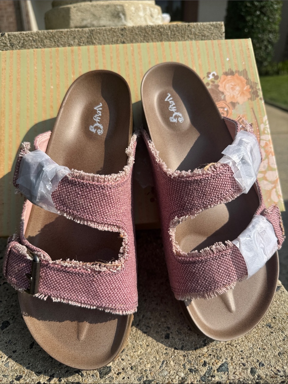 Very G Blush Dusty Rose Frayed Dual-Strap Summer Slides NIB 8M  Super cute for S